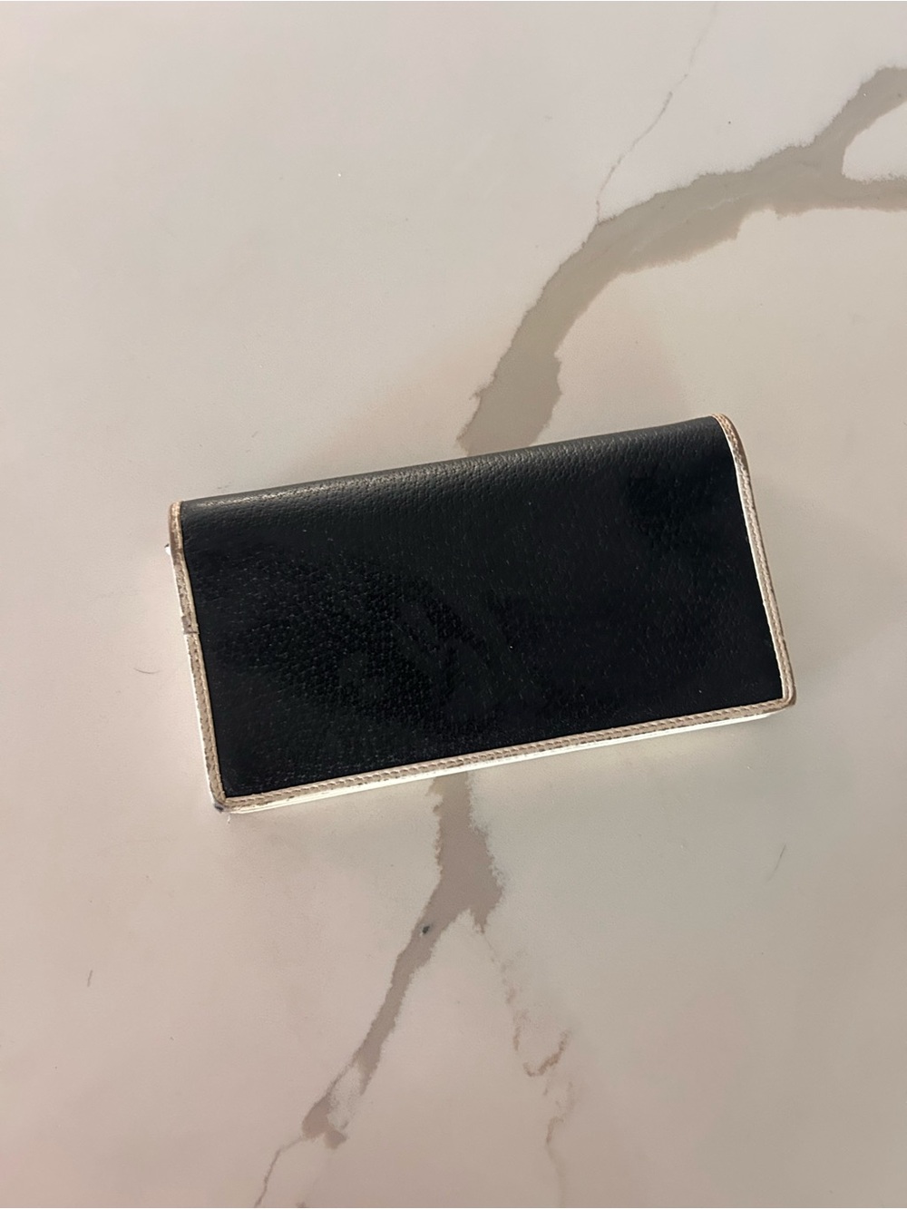 Gucci Black Key & Card Holder with Silver Logo - Picture 3 of 4